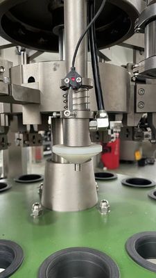 স্বয়ংক্রিয় কম্পোজিট টিউব ফিলিং এবং সিলিং মেশিন টুথপেস্ট ফিলিং মেশিন