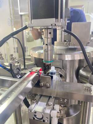 Plunger Type Automatic Plastic Syringe Gel Filling and Capping Machine